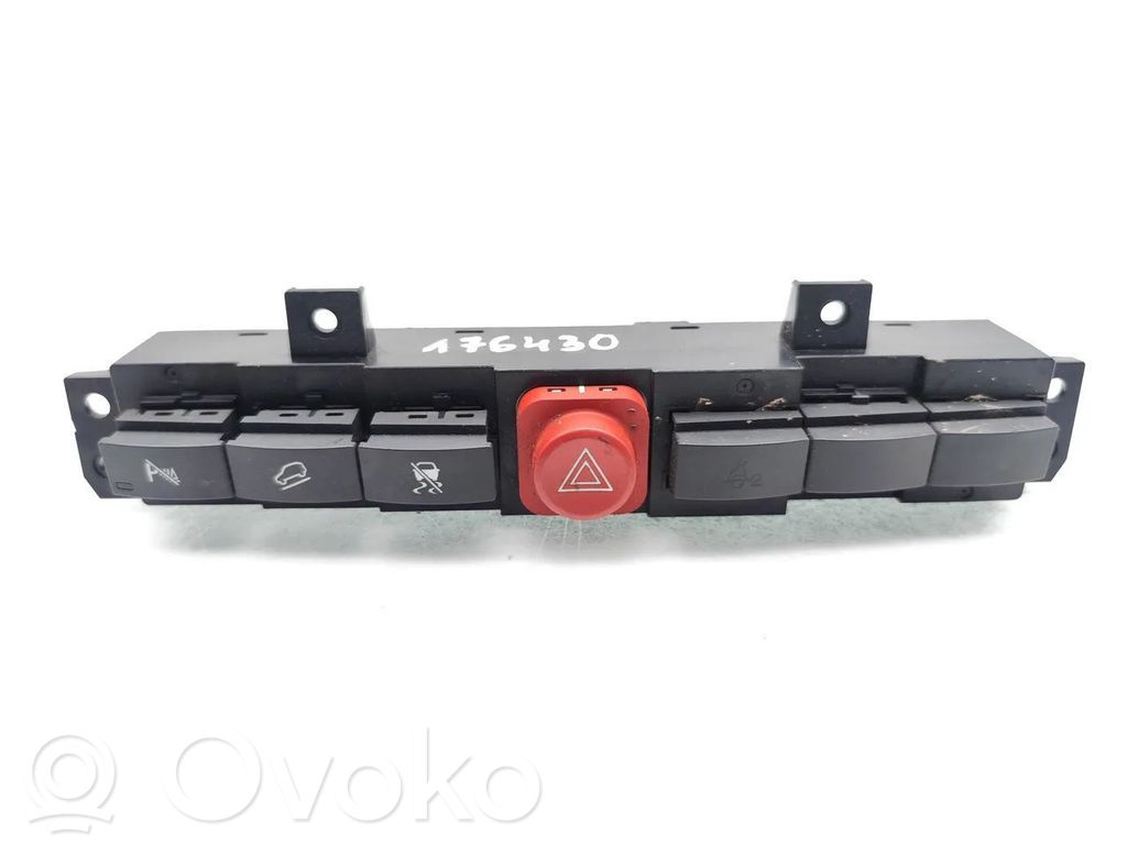 Opel Antara Hazard light switch 