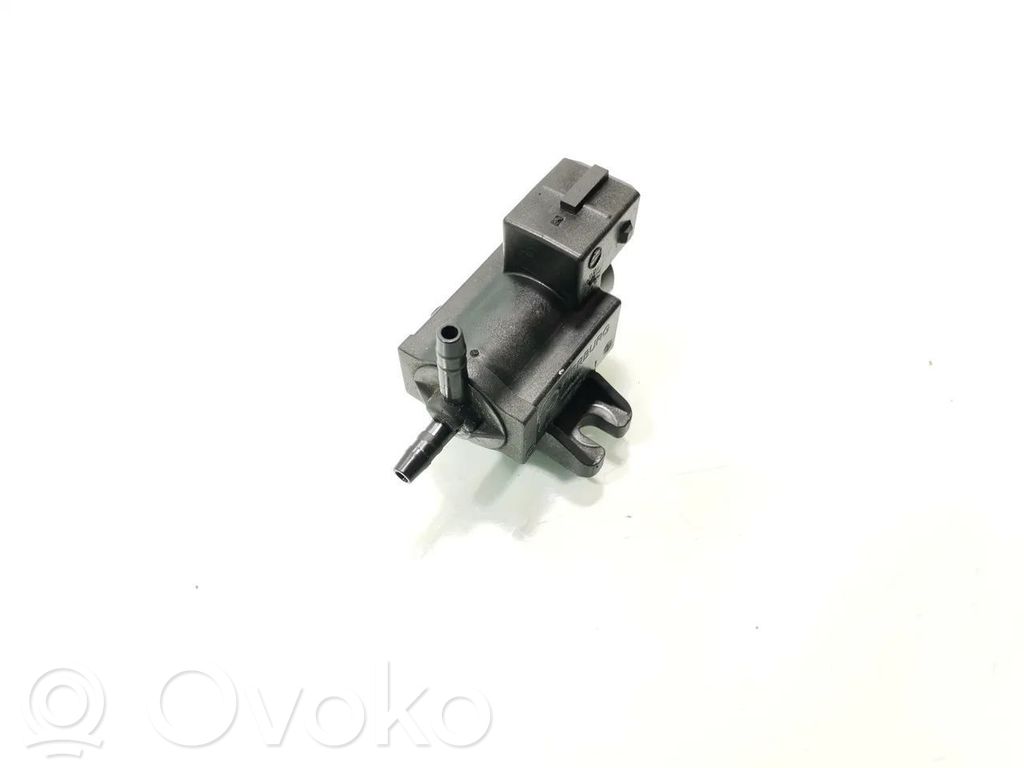 Opel Meriva B Válvula de vacío 
