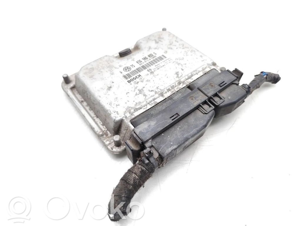 Volkswagen Golf IV Engine control unit/module 