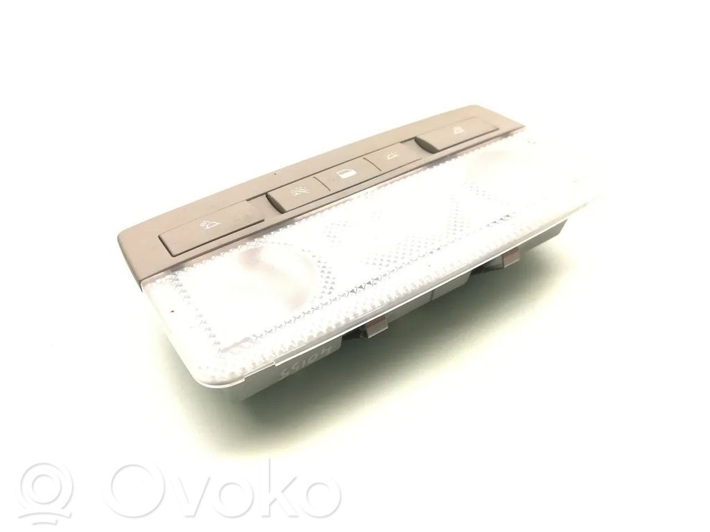 Opel Astra J Luz del asiento delantero 