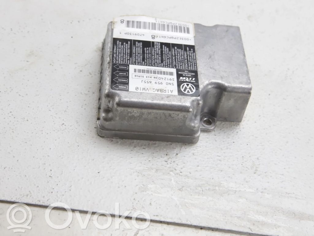 Volkswagen PASSAT B6 Airbag control unit/module 