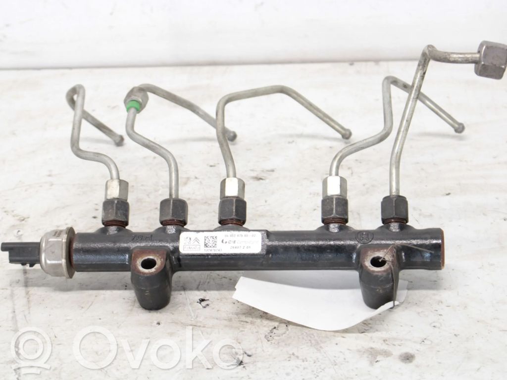 Ford Focus Fuel main line pipe 