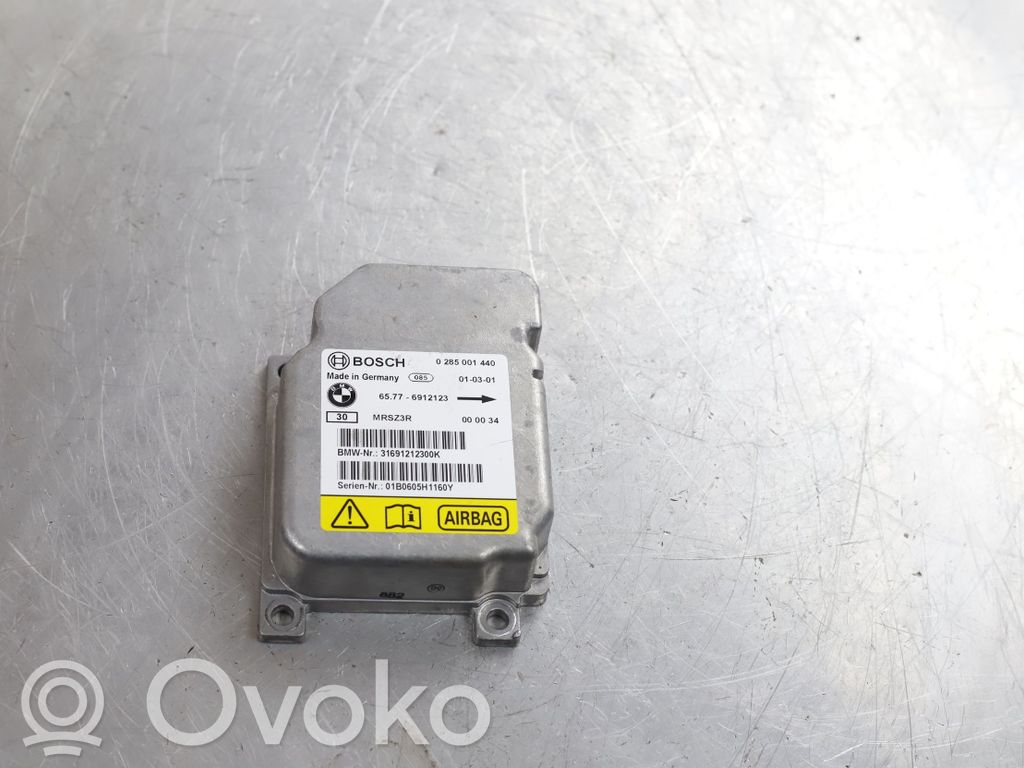 BMW 3 E46 Airbag control unit/module 