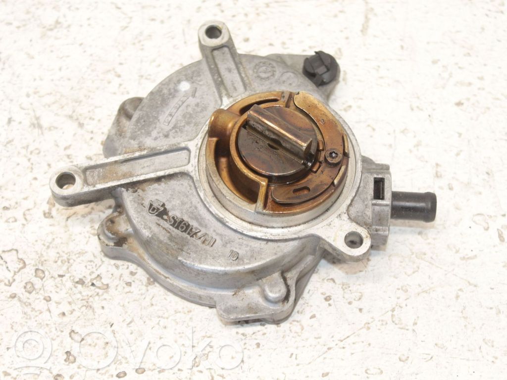 Audi A6 S6 C6 4F Pompă vacuum 