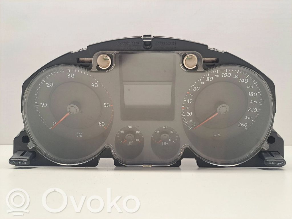 Volkswagen PASSAT B6 Velocímetro (tablero de instrumentos) 