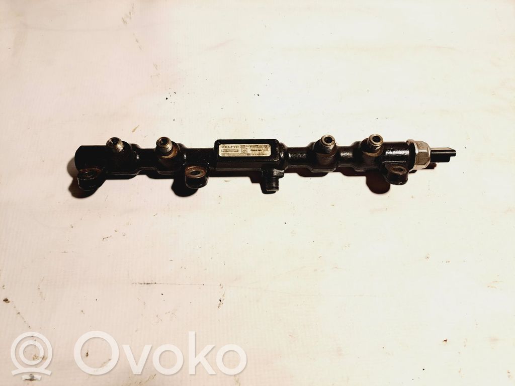 Jaguar X-Type Fuel main line pipe 