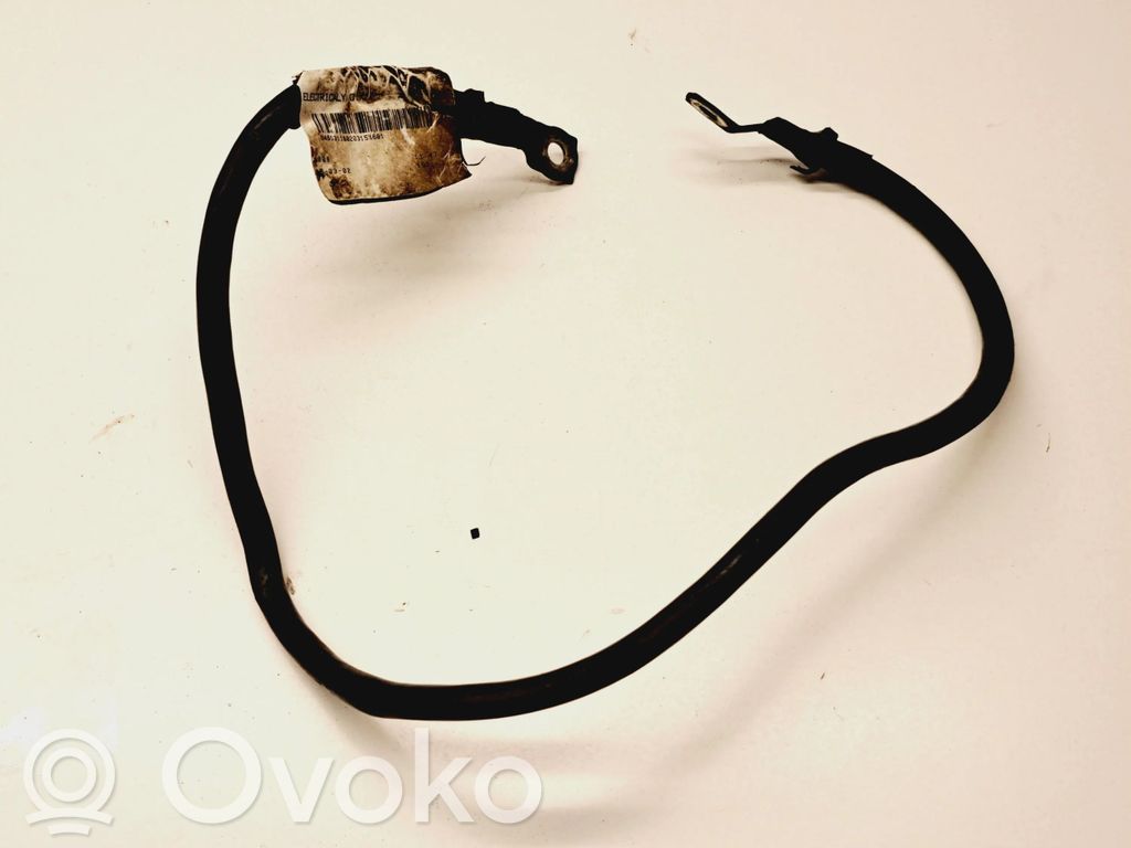 Volvo V70 Maakaapeli, akku 