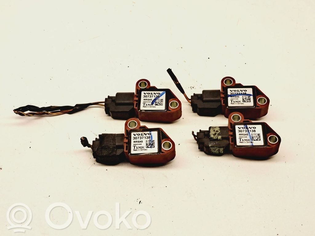 Volvo V50 Airbag deployment crash/impact sensor 
