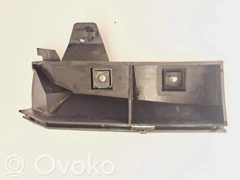 Volvo V50 Galinis laikiklis bamperio 