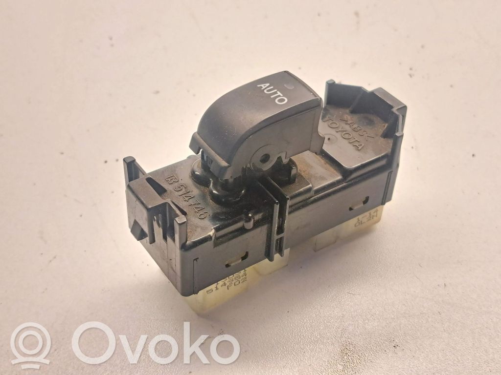 Toyota Corolla Verso E121 Electric window control switch 