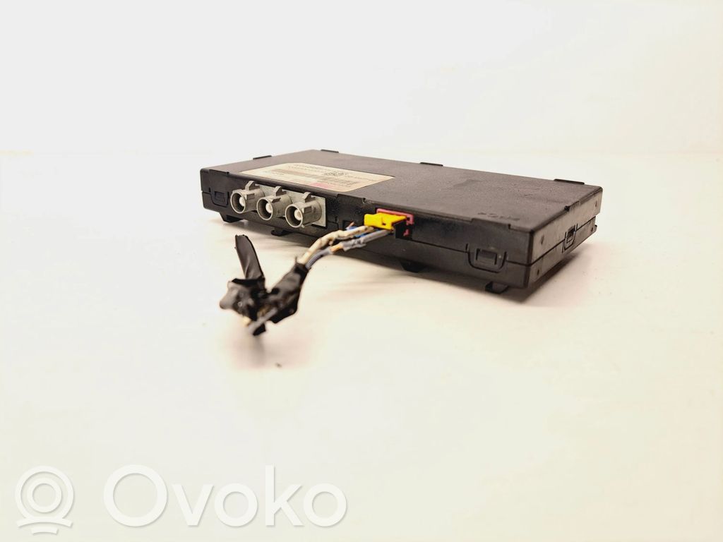 Peugeot 407 Aerial antenna amplifier 