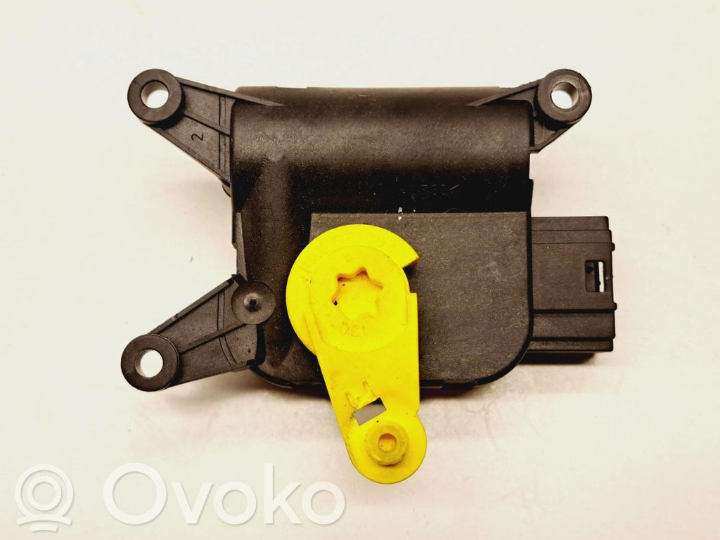 Volkswagen PASSAT B7 Motor/activador trampilla de calefacción 