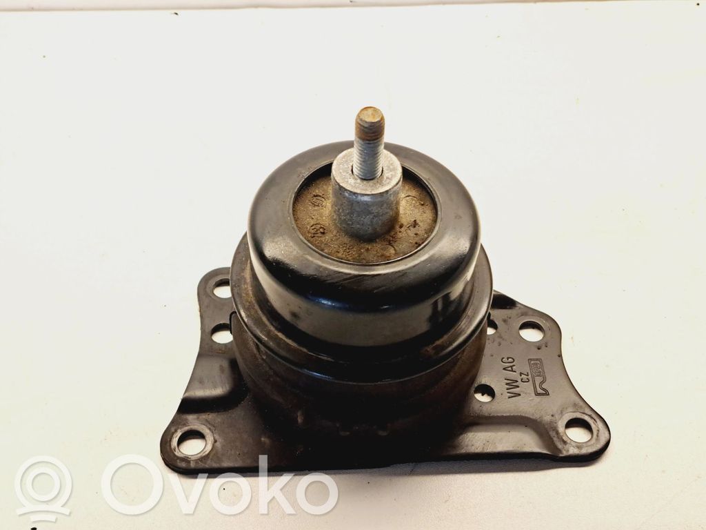 Skoda Fabia Mk2 (5J) Engine mount bracket 