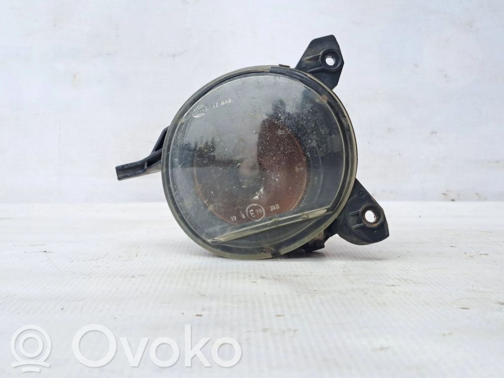 Toyota Corolla Verso AR10 Etusumuvalo 