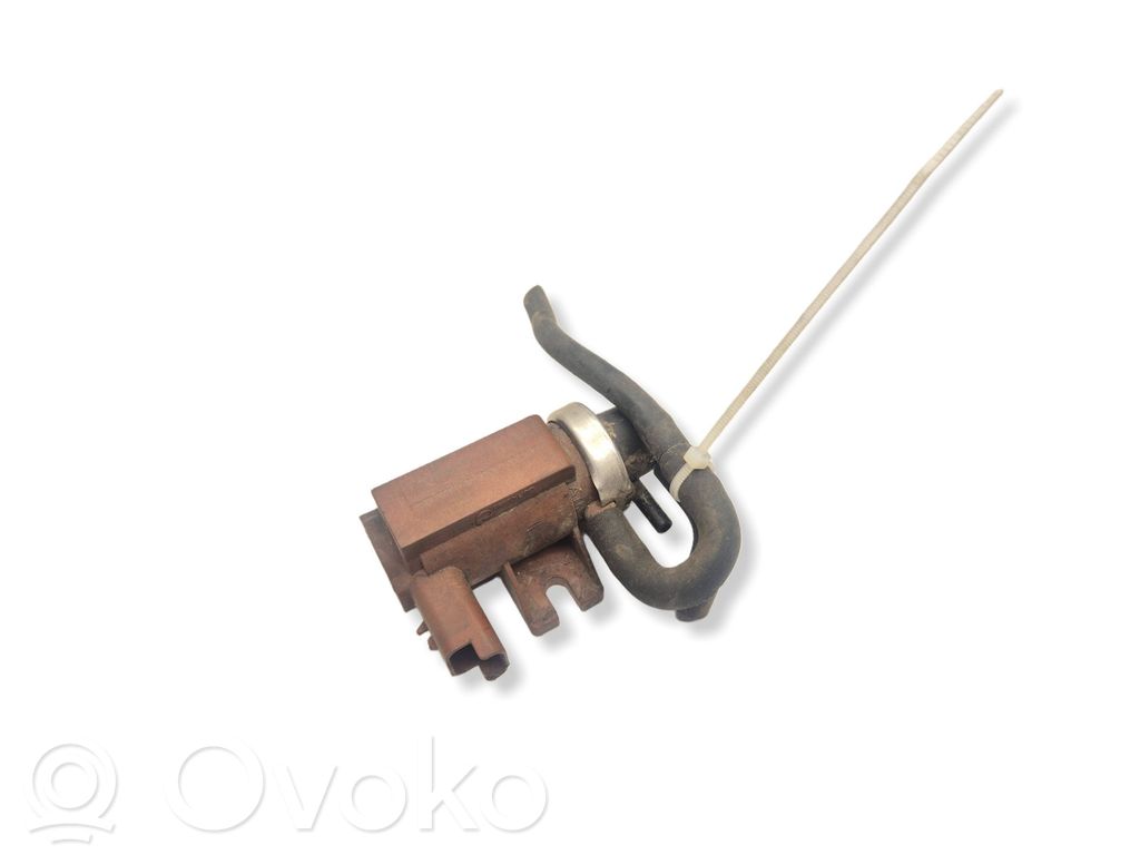 Volvo V50 Solenoīda vārsts 