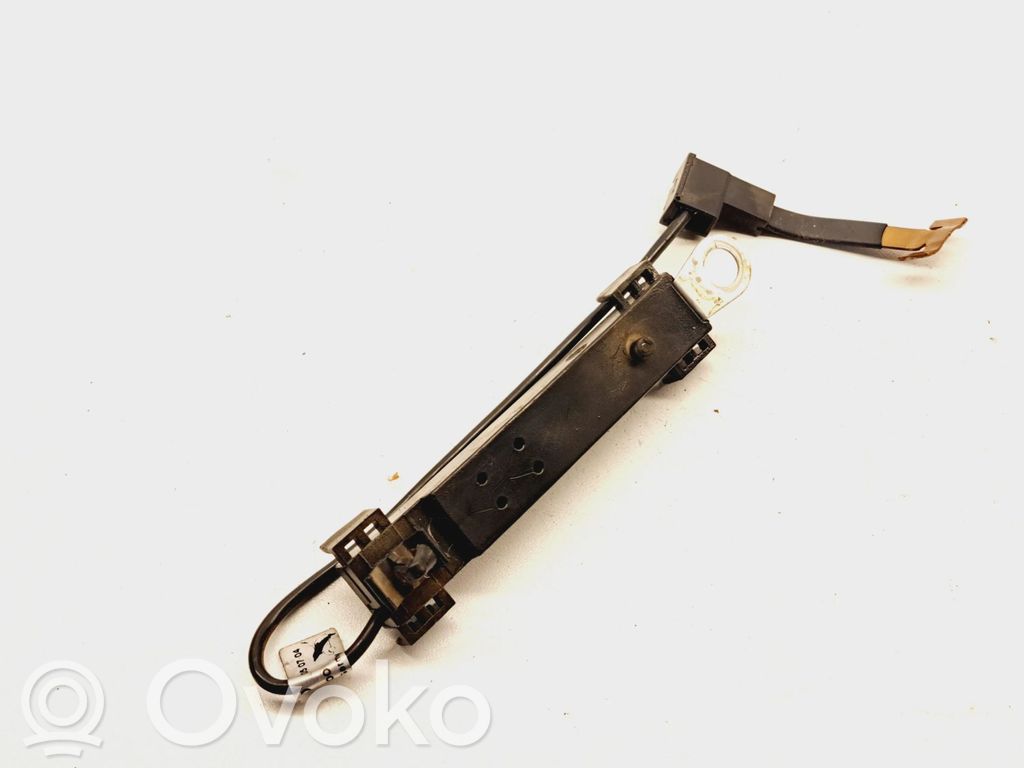 Volvo V50 Antenos stiprintuvas 