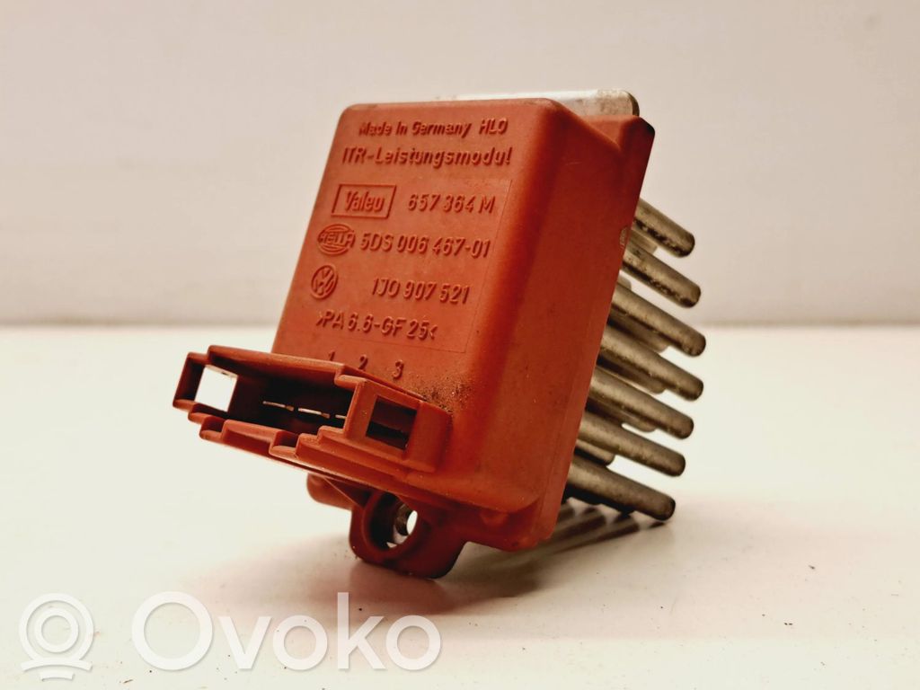 Volkswagen PASSAT B7 Rezystor / Opornik dmuchawy nawiewu 