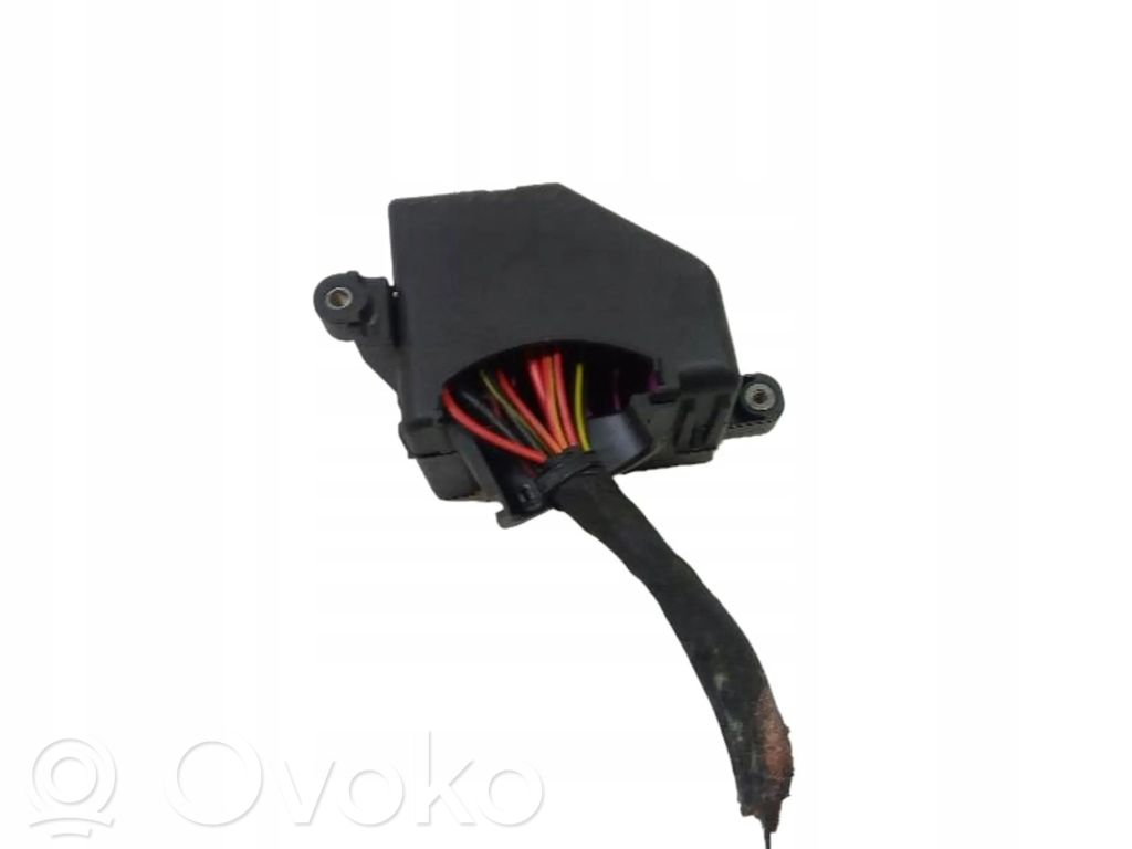 Volkswagen PASSAT B6 Fuse box set 