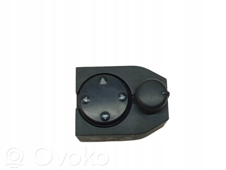 Audi A3 S3 8L Wing mirror switch 