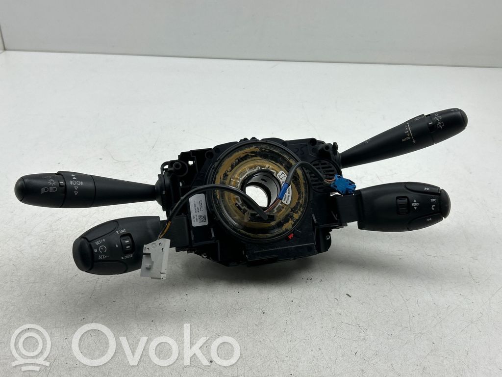 Peugeot 3008 I Interruptor/palanca de limpiador de luz de giro 