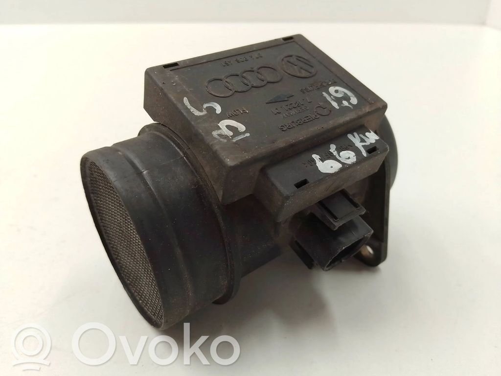 Volkswagen PASSAT B5 Ilmamassan virtausanturi 