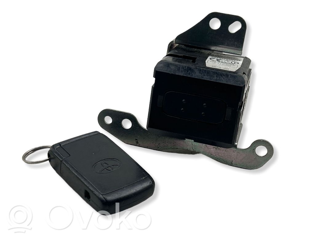 Toyota Corolla Verso AR10 Ignition lock 