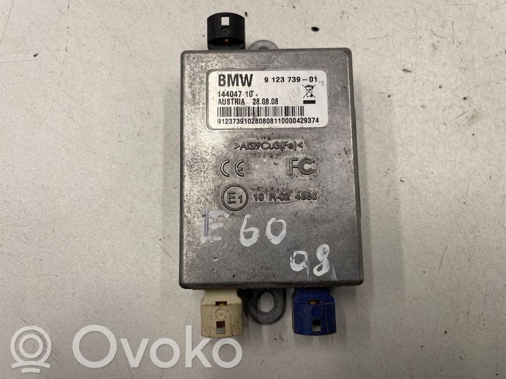 BMW 5 E60 E61 Antenos stiprintuvas 