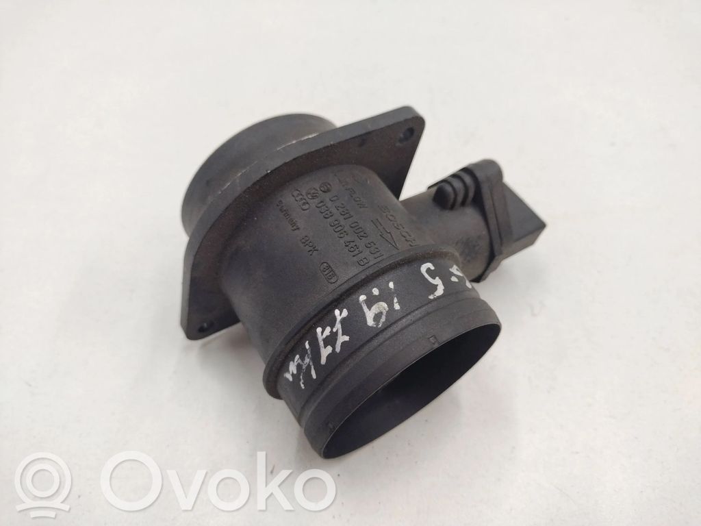 Volkswagen Golf V Debitmetru aer 