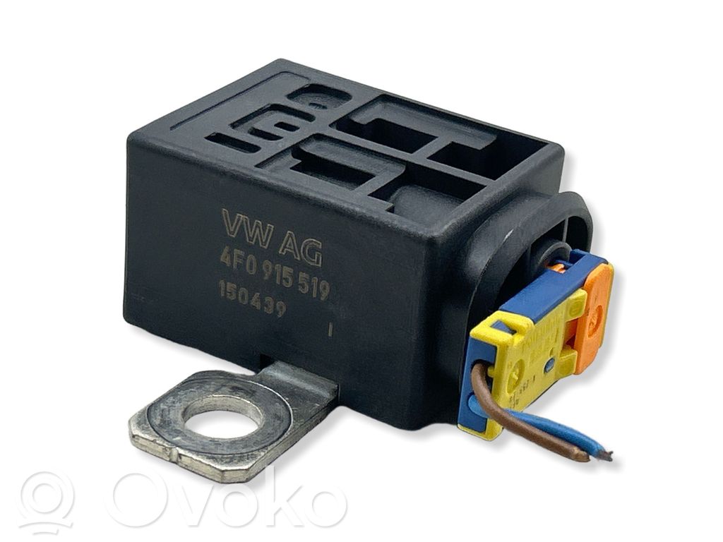 Volkswagen PASSAT B8 Battery relay fuse 