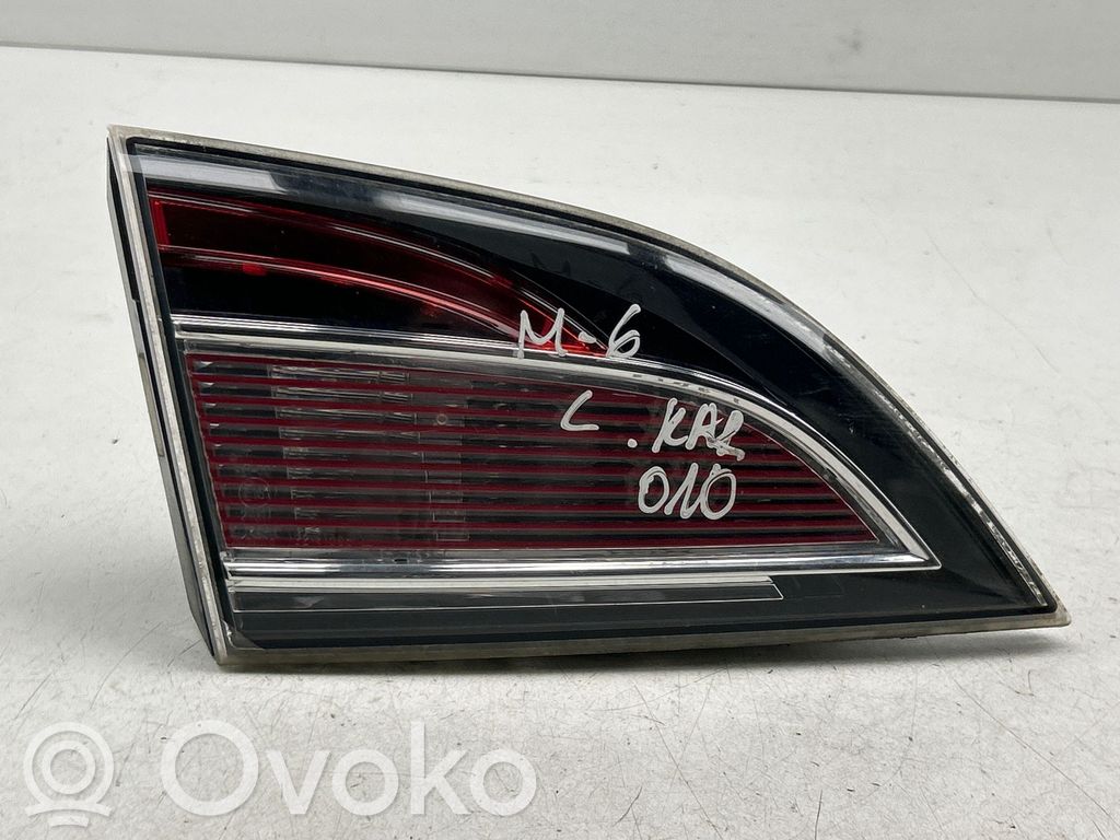 Mazda 6 Aizmugurējais lukturis pārsegā 