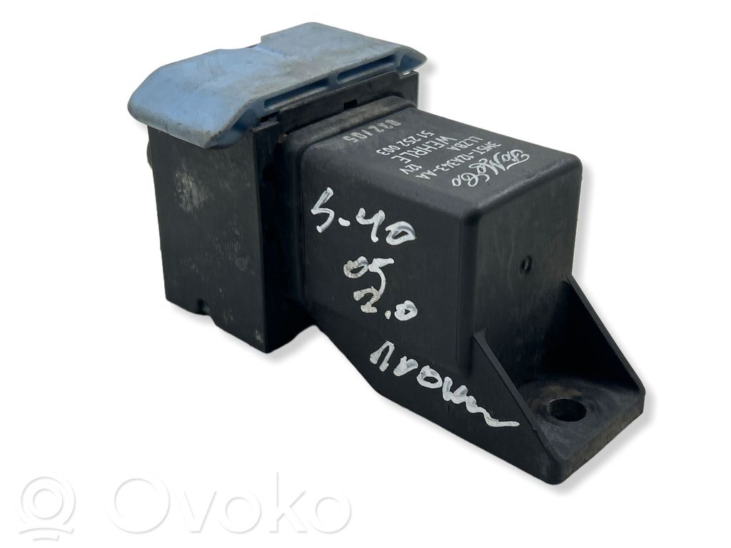 Volvo S40 Glow plug pre-heat relay 