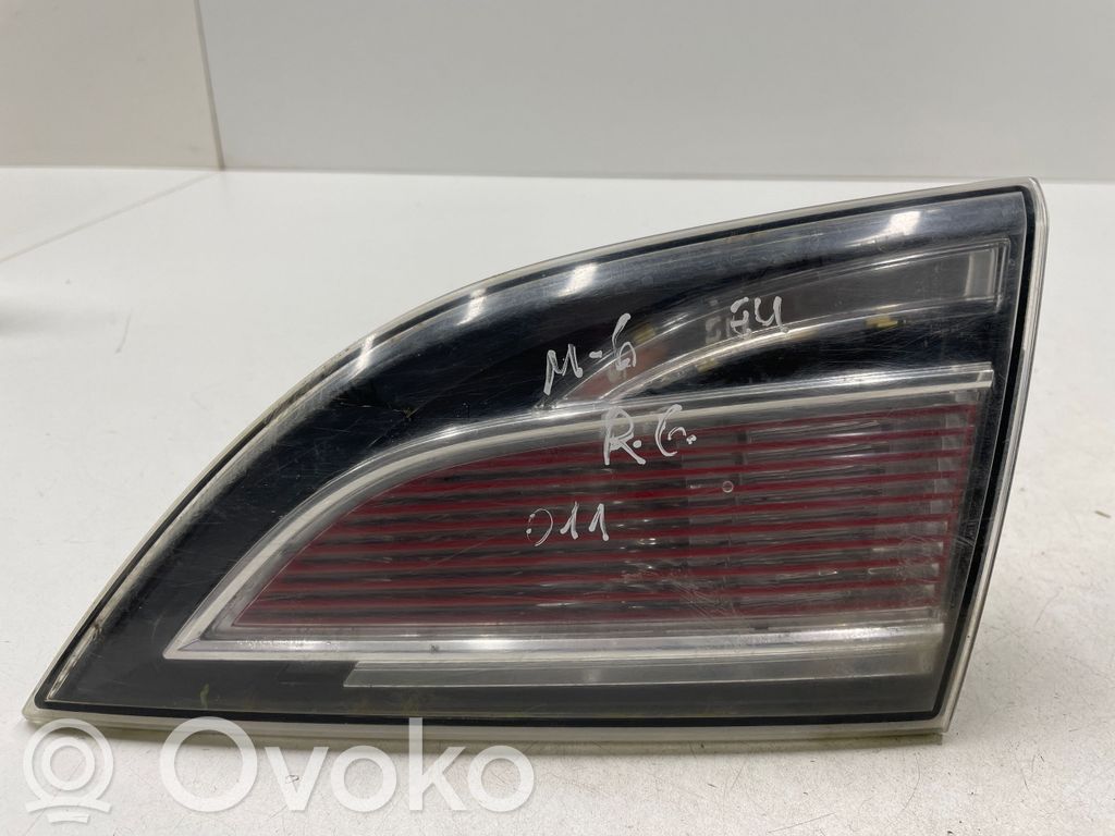 Mazda 6 Aizmugurējais lukturis pārsegā 