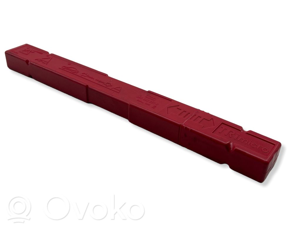Audi Q2 - Varoituskolmio 
