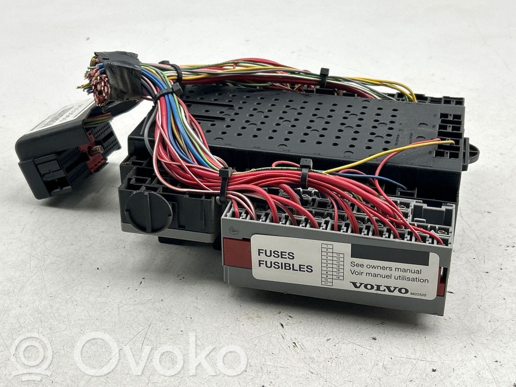 Volvo XC90 Ramka / Moduł bezpieczników 
