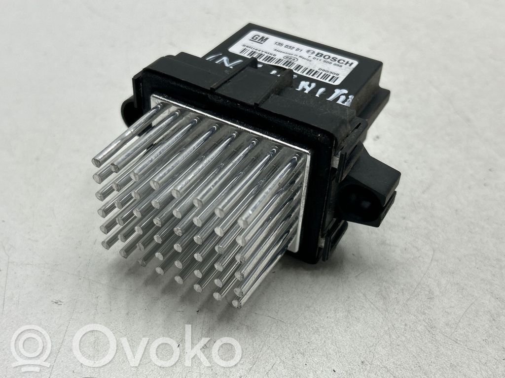 Rezystor / Opornik dmuchawy nawiewu   13503201,F011500056,SMU44YYX6