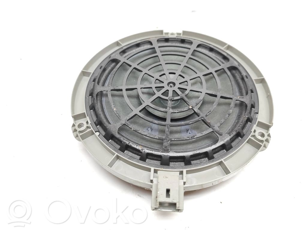 Peugeot 308 Rear door speaker 