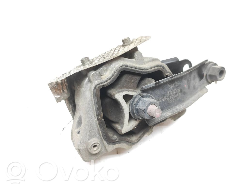 Jaguar E-Pace Engine mount bracket 