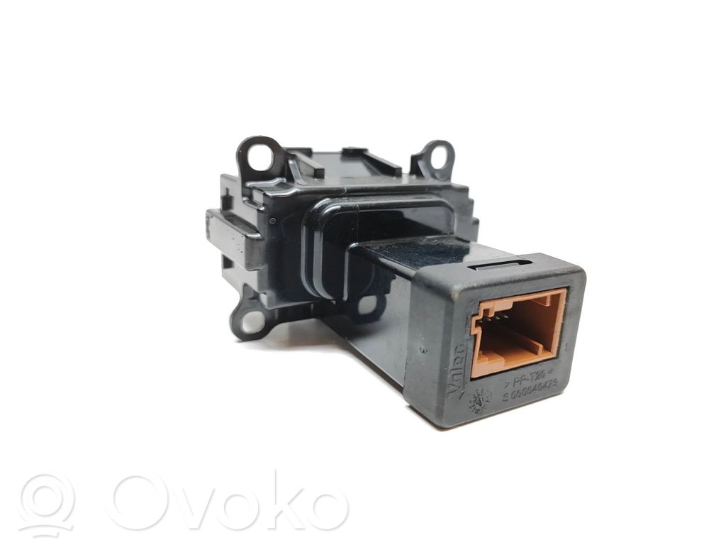 Citroen C4 II Picasso Ignition key card reader 