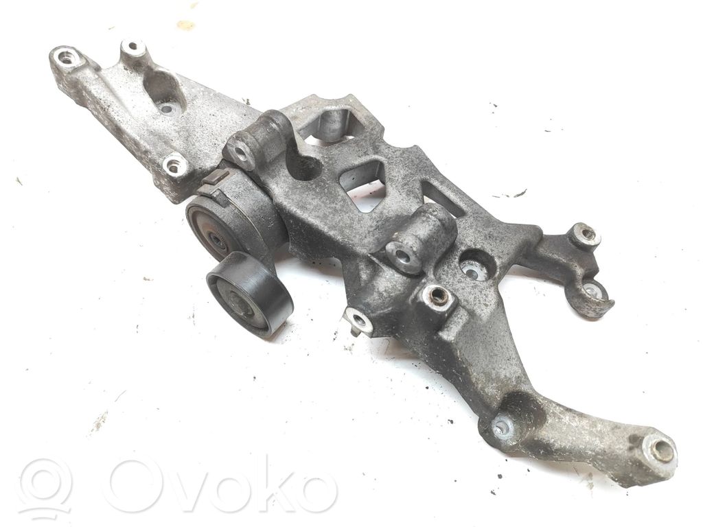 Jaguar XF X250 Generator/alternator bracket 