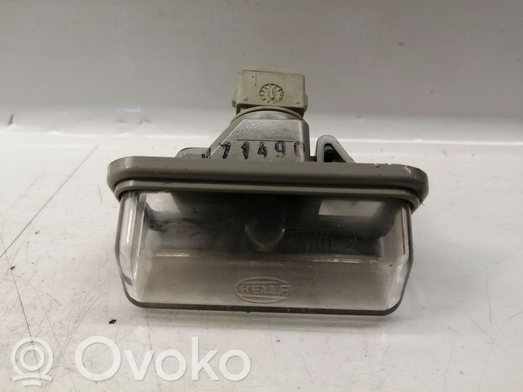 Toyota Avensis T250 Lampă număr