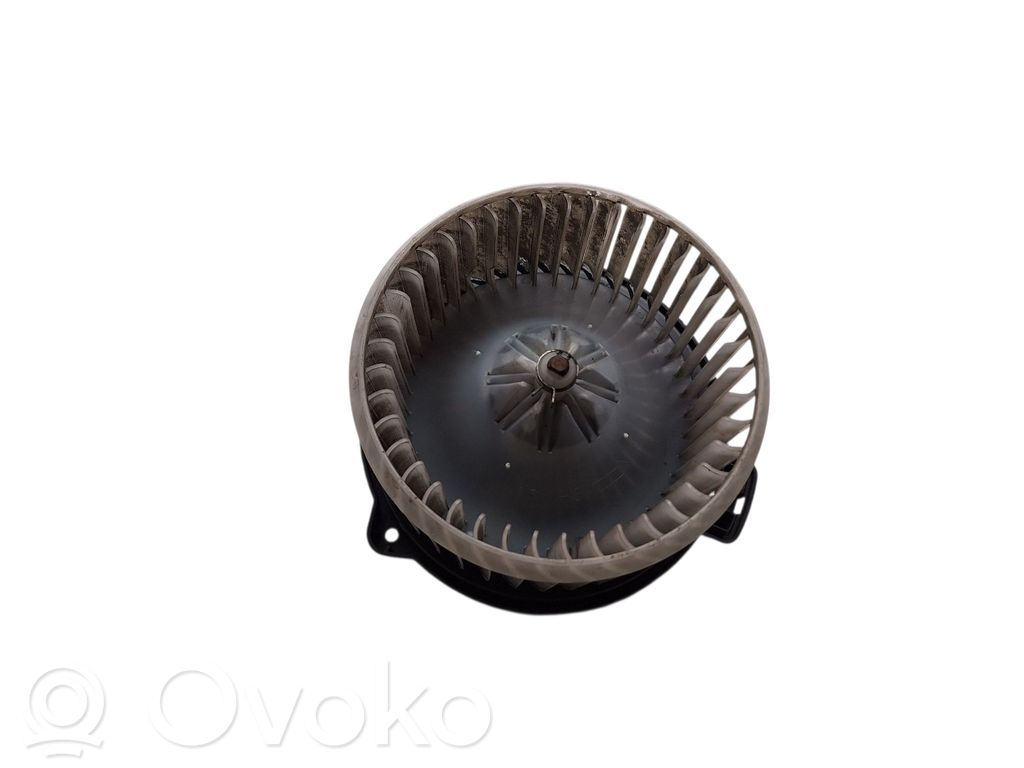 Toyota Corolla Verso AR10 Mazā radiatora ventilators 