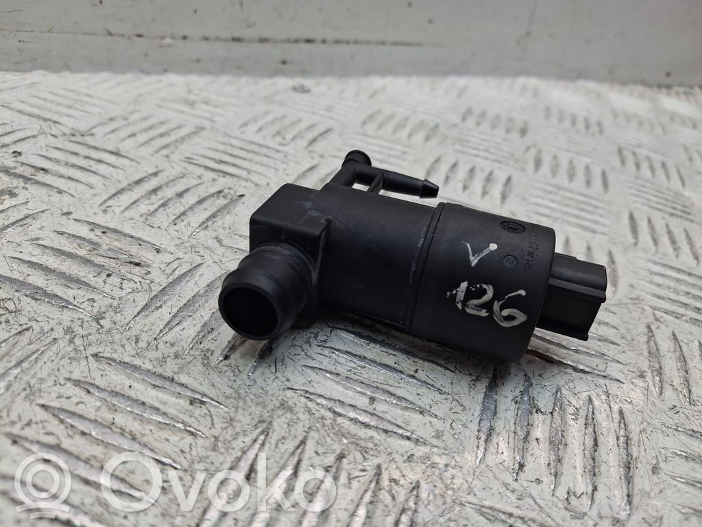 Toyota Verso Windscreen/windshield washer pump 
