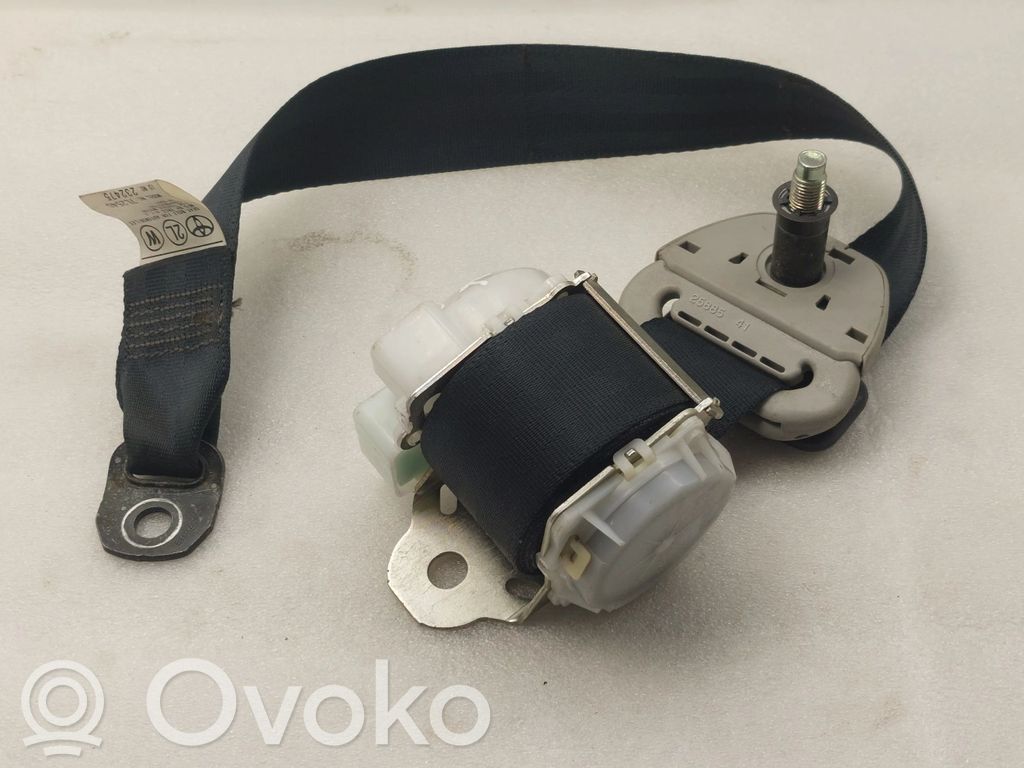 Toyota Corolla Verso AR10 Cinturón trasero 