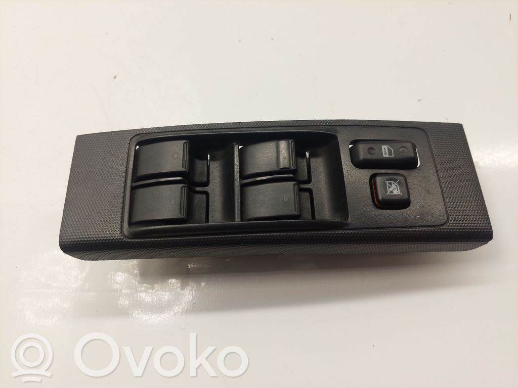Toyota Corolla Verso AR10 Electric window control switch 