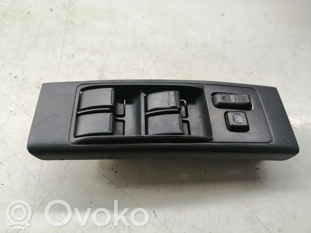 Toyota Corolla Verso AR10 Electric window control switch 