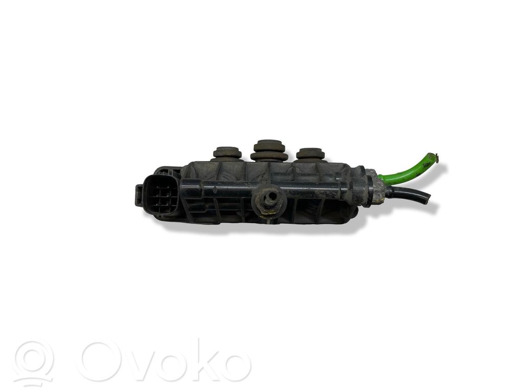 Oro skirstytuvas/ vožtuvų blokas (pneumatinė važiuoklė)   6010621,RVH000055