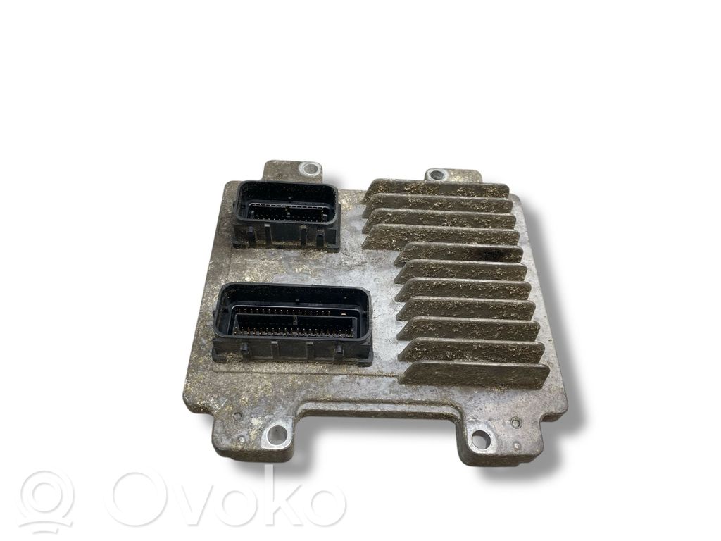 Opel Astra J Engine control unit/module 
