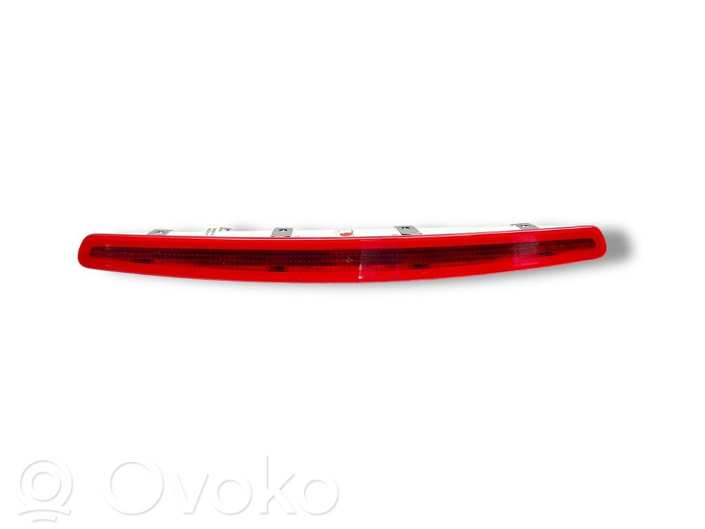Opel Insignia A Trzecie światło stop 