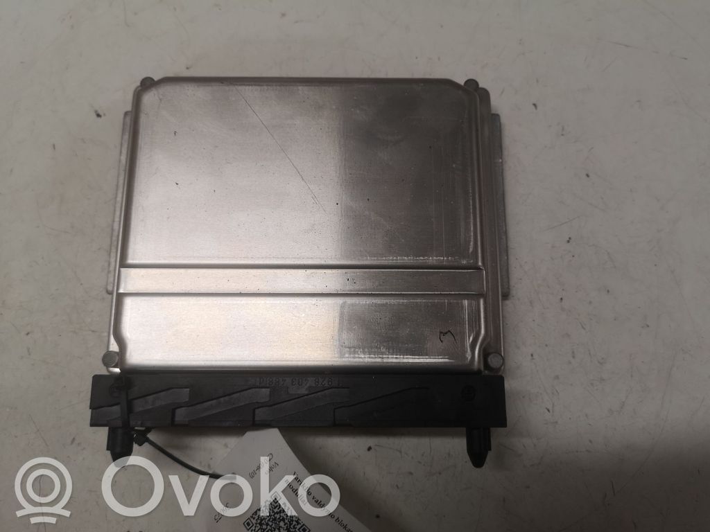 Engine control unit/module   0261207856,1039S00000,08675759A