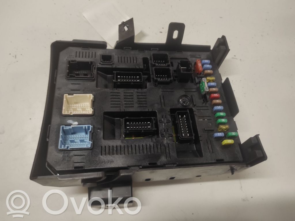 Peugeot 607 Comfort/convenience module 